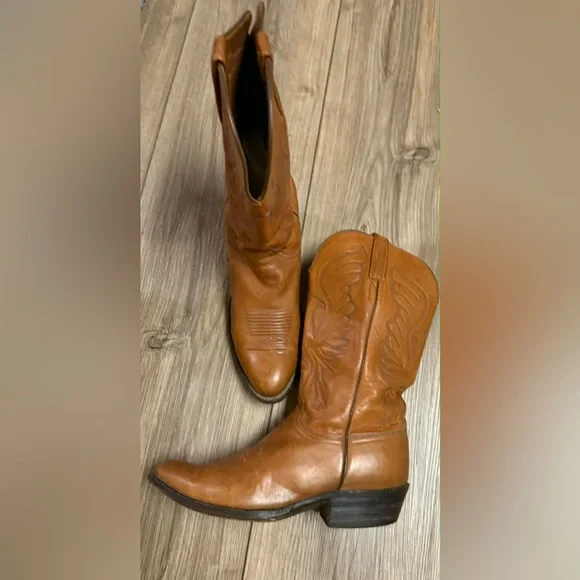 Lucchese Men's Brown Leather Cowboy Boots